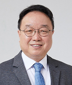 김광성 행정재경위원회 위원장사진